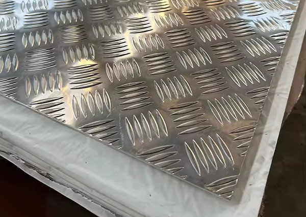 Aluminum Embossed Plate-02